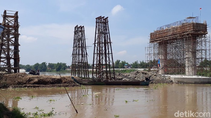 Misteri Perahu Tambang Tenggelam di Bengawan Solo, Penampakan Ular Hingga Tumbal