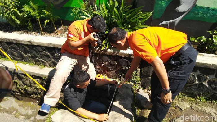 Kenangan Sang Ibu pada Sosok Delis yang Tewas di Gorong-gorong Sekolah