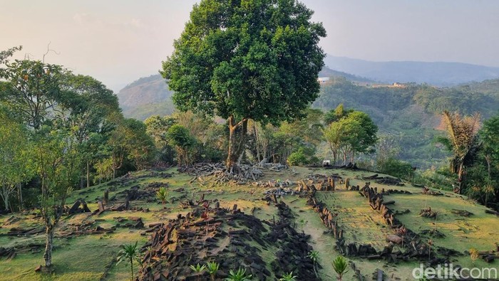 Peneliti Dunia Diajak Mengungkap Tabir Misteri Gunung Padang